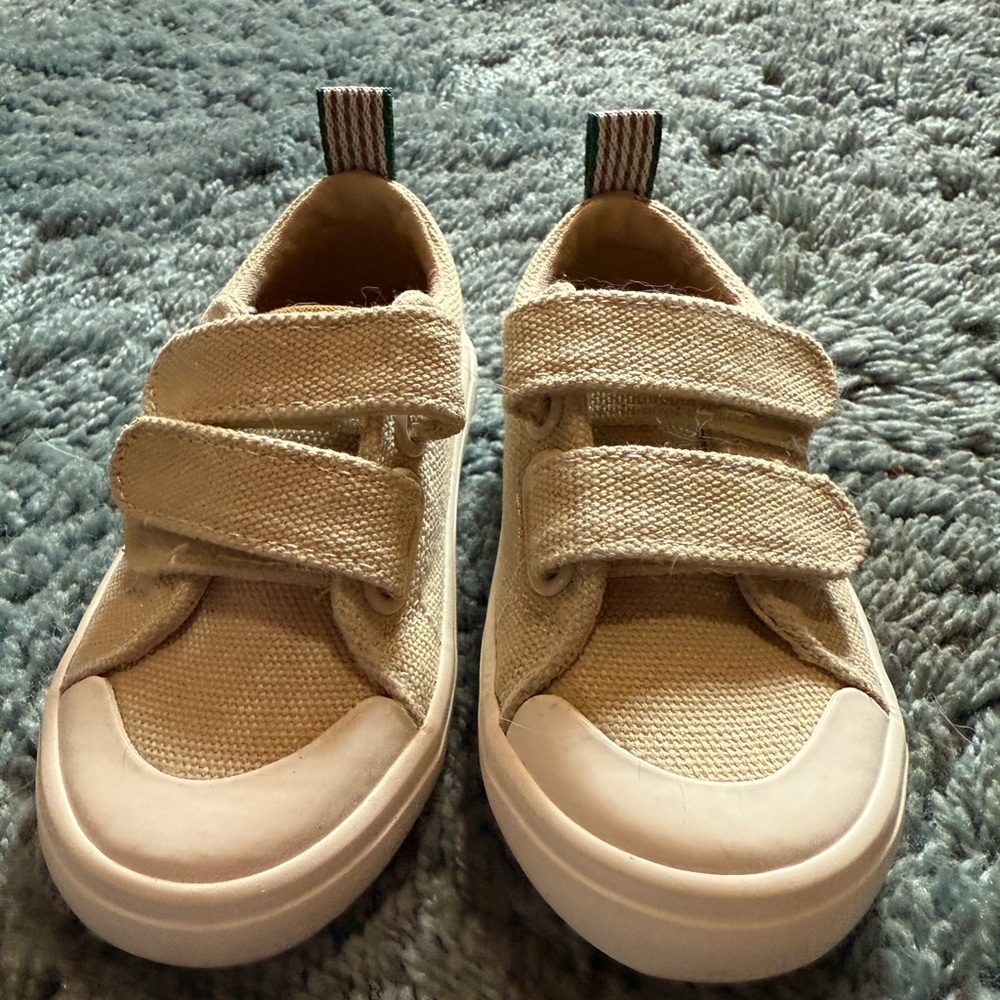 Old Navy Kids Beige Canvas Sneakers